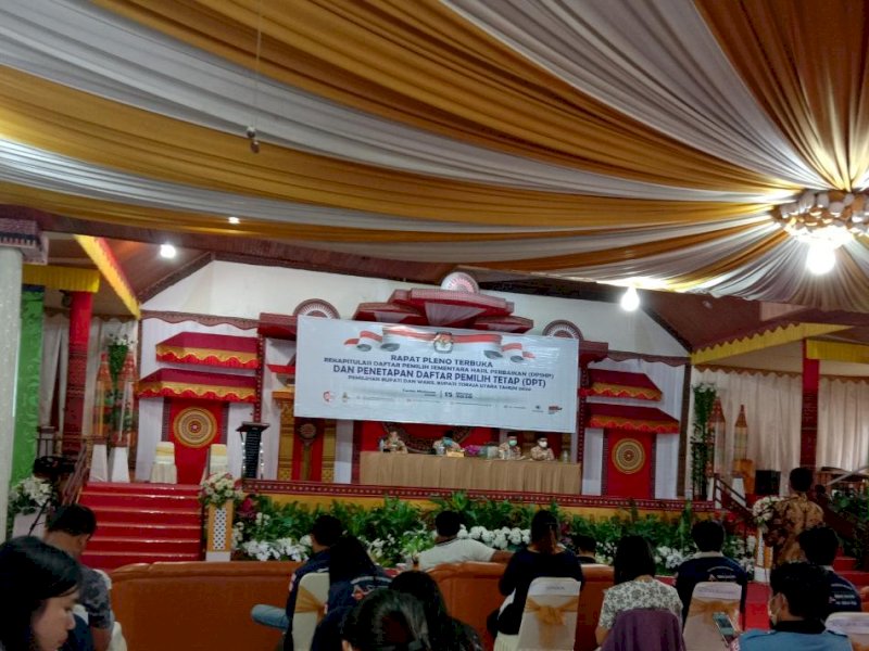 Rapat Pleno Terbuka KPU Torut. 