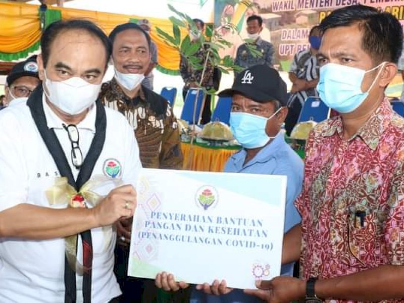 Wamendes PDTT Budi Arie Setiadi saat Kunker di Wajo. 