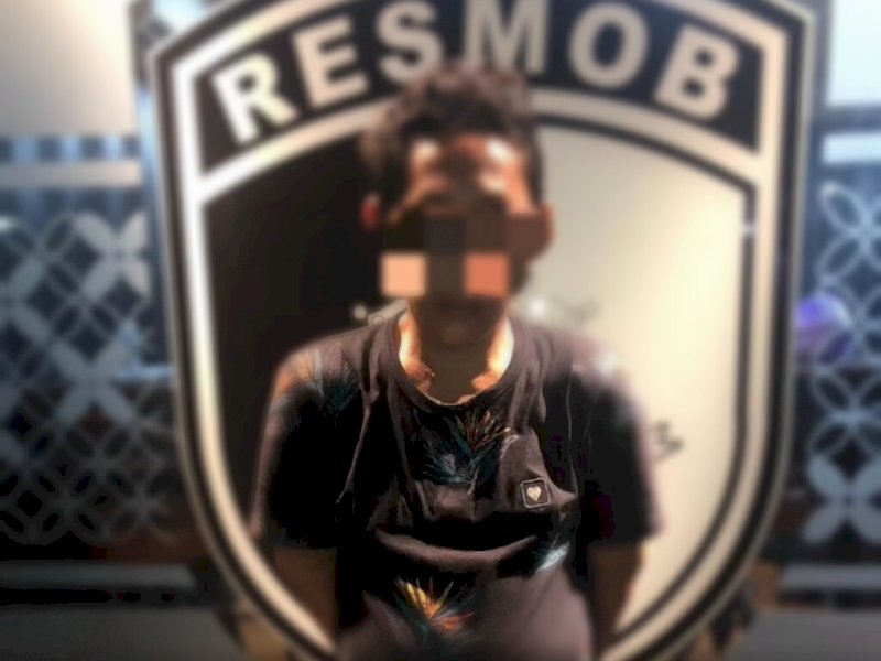 Pelaku Curat saat diamankan polisi