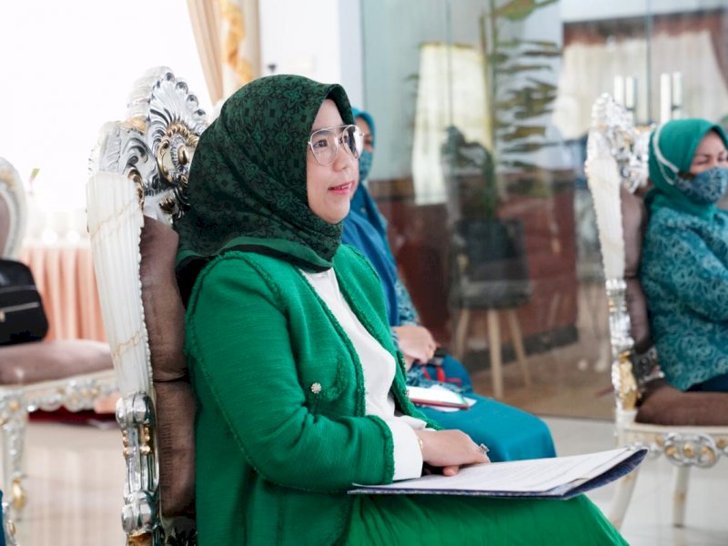 Bunda PAUD Bantarng Sri Dewi Yanti