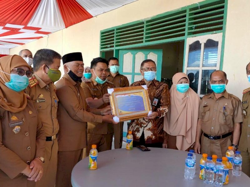 Penerimaan Penghargaan dari Kemenkeu. 