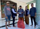 Milea Asik 2020 Salurkan Bantuan Sandal Wudhu