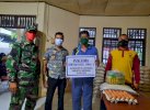 Lurah Pallantikang Salurkan Bantuan Sembako ke Warga Terdampak Covid-19