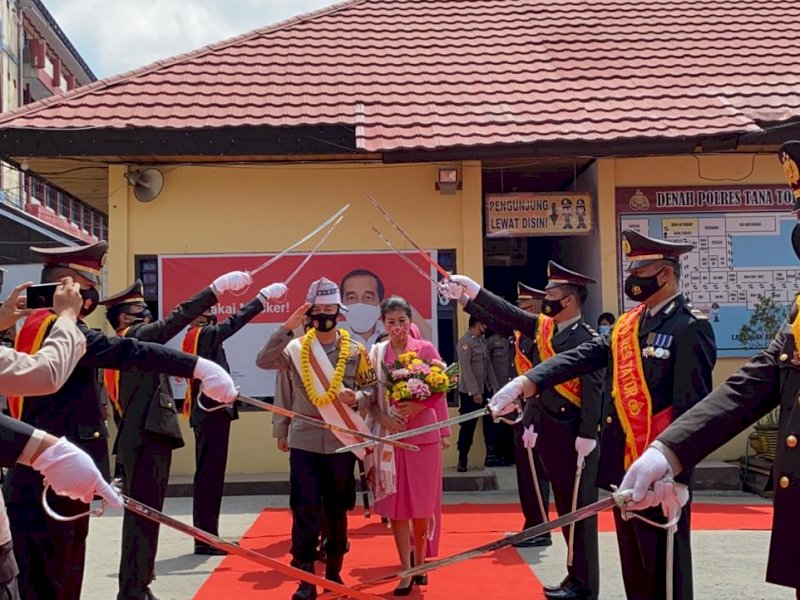 Pelepasan dan penyambutan Kapolres Tator. 