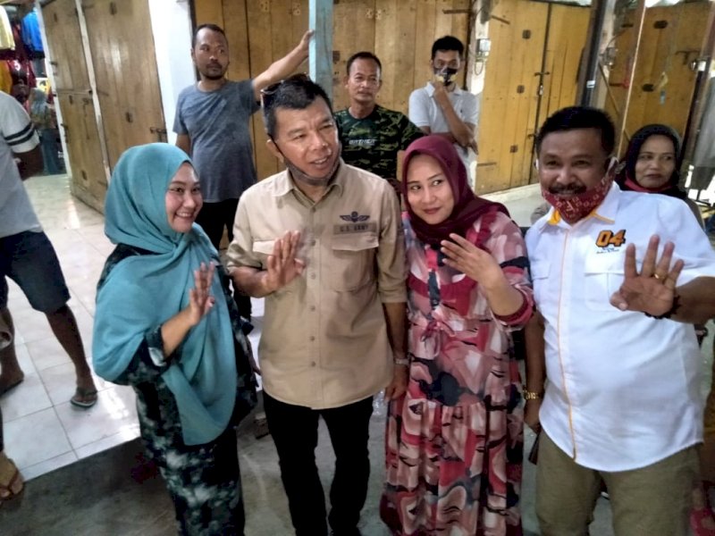 Andi Utta saat blusukan di Pasar Sentral. 