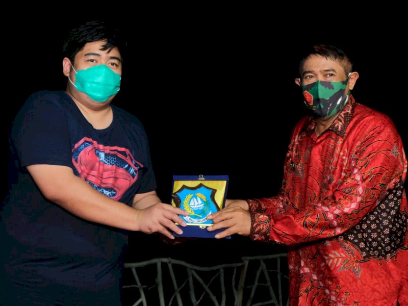 Bupati Bulukumba AM Sukri Samppewali bersama Manajer PT Accor Grup Indonesia Adi Setiawan