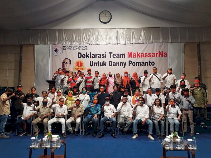 Tim MakassarNA