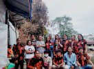 Peduli, Mahasiswi di Toraja Bantu Korban Kebakaran di Sesean Saluara