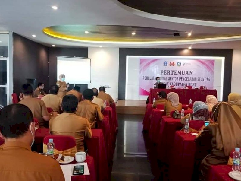 Pertemuan lintas sektor Pemkab Bone. 