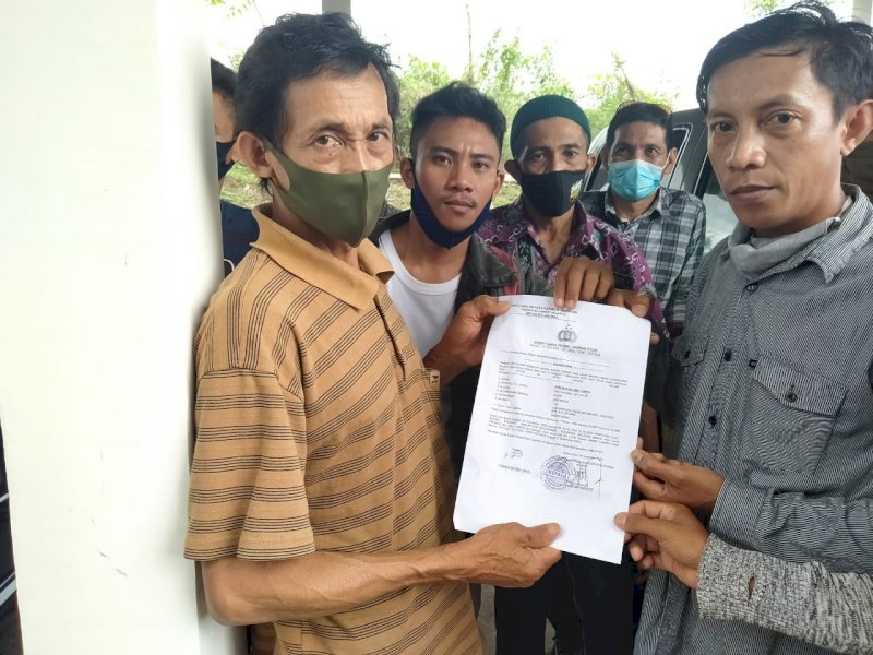 Korban Firdaus usai melapor ke polisi. 