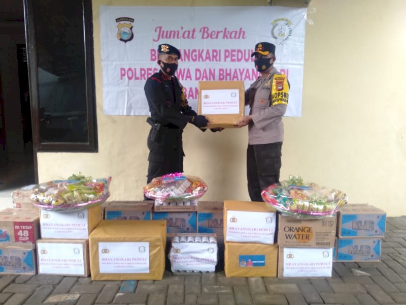 Program berbagi kasi Polres Gowa ke Personel BKO Brimobda Sulsel. 