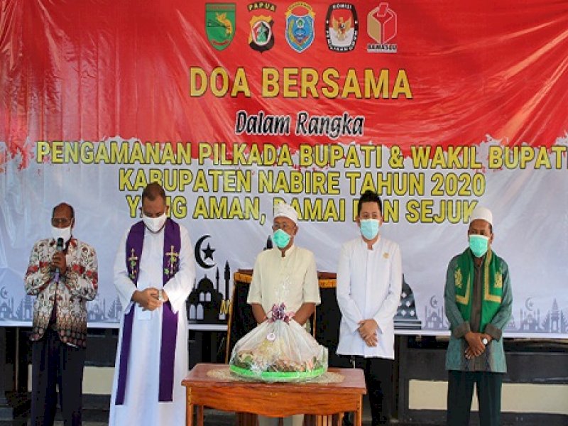 Doa Bersama di Halaman Mapolres Nabire. 