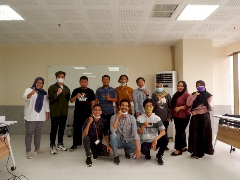 Uji Keterampilan Pitching Mahasiswa ITB Kalla. 