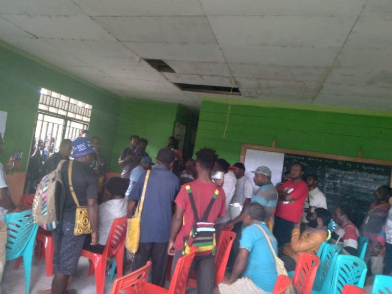 Suasana rekap di Distrik Siriwo. 