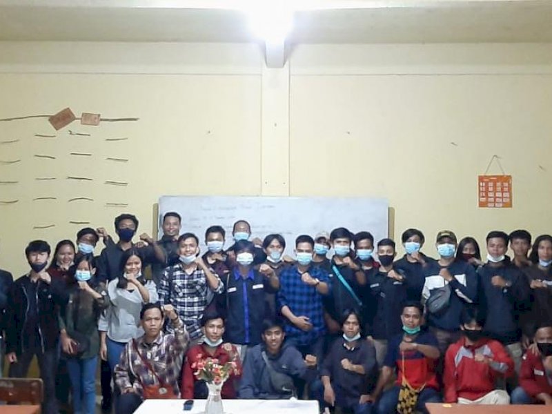  HMTI mengajak mahasiswa Toraja se Indonesia menghadiri munas 19 Desember nanti.