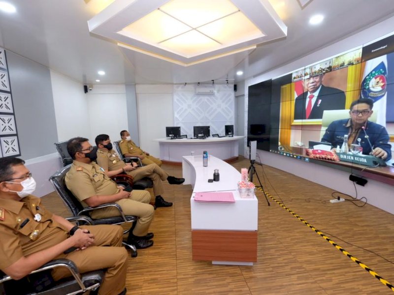Rapat Virtual Pemkab Gowa bersama Kemendagri. 