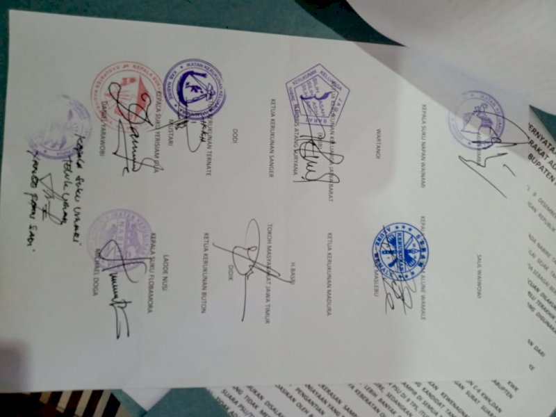 Forum Masyarakat Adat dan Nusantara saat melakukan koordinasi dengan unsur Forkopimda Nabire. 