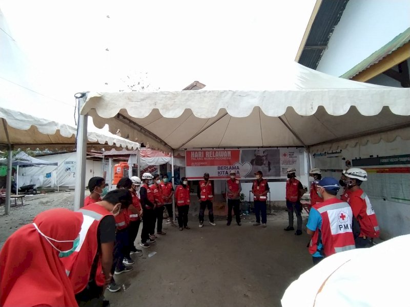 PMI Lutra mengirim 20 relawan untuk membantu korban gempa Sulbar. 