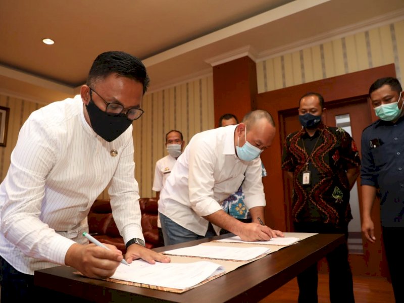 Bupati Bantaeng, Ilham Azikin tandatangani kontrak kerjasama dengan PT Jasindo