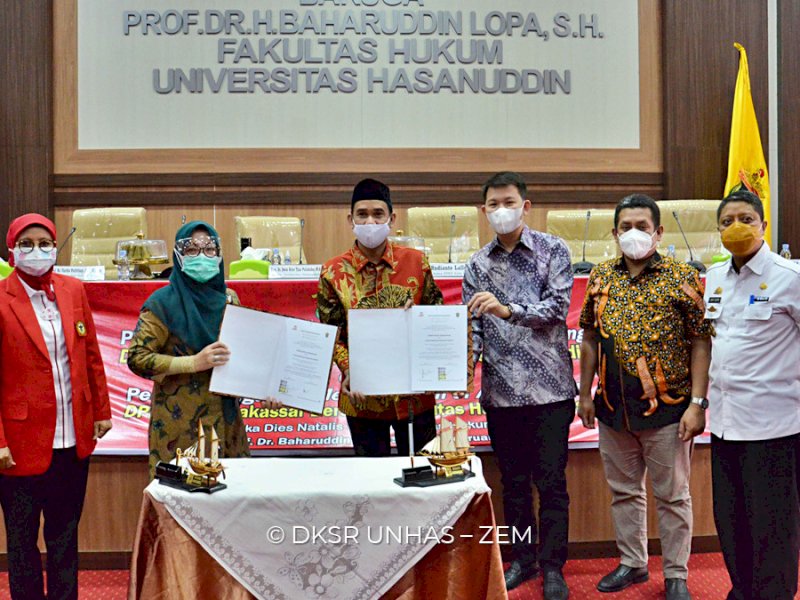 MoU Unhas dengan DPRD Makassar. 