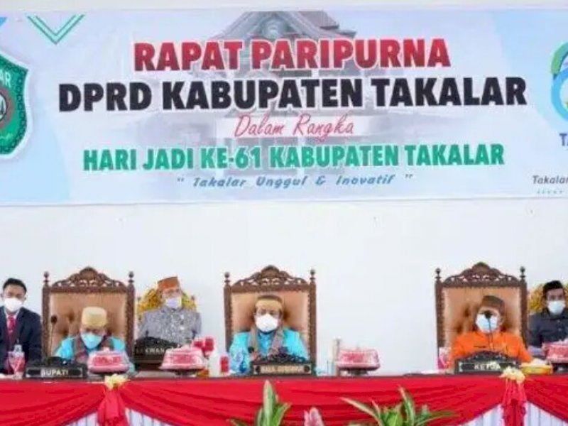 Wagub Sulsel Andi Sudirman Sulaiman saat menghadiri Hari Jari Takalar. 