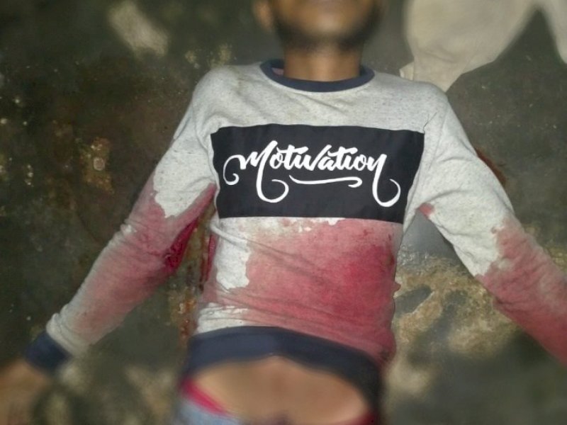 Korban terkapar usai duel di pesta miras. 