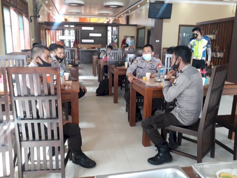 Pengamanan penetapan bupati dan wabup terpilih Bulukumba. 