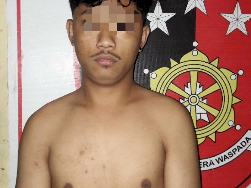 DPO Pencuri aki mobil saat diamankan petugas. 