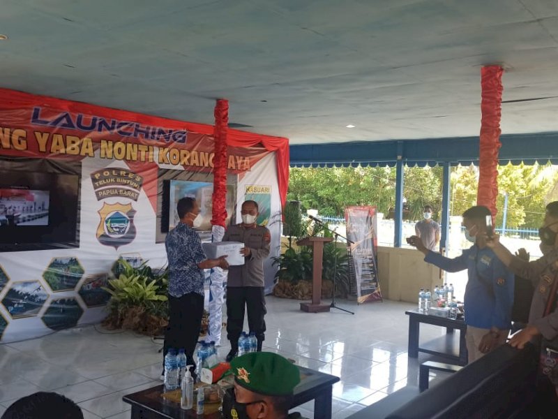 Launching 14 kampung mandiri di Teluk Bintuni. 