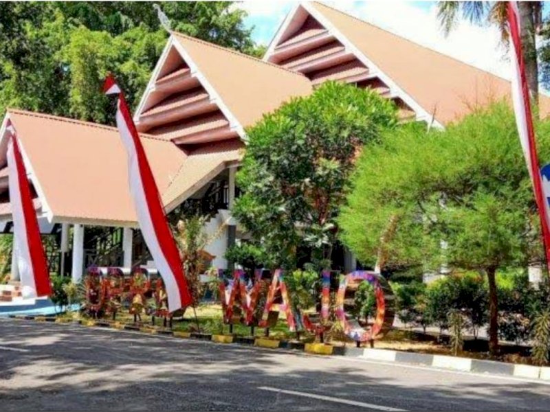 Kantor DPRD Wajo. 