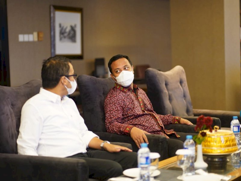 Plt Gubernur Sulsel saat menerima kunjungan pengurus Apindo Sulsel. 