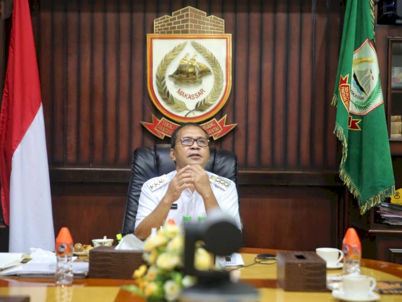 Wali Kota Makassar saat virtual meeting dengan Menlu Singapura. 