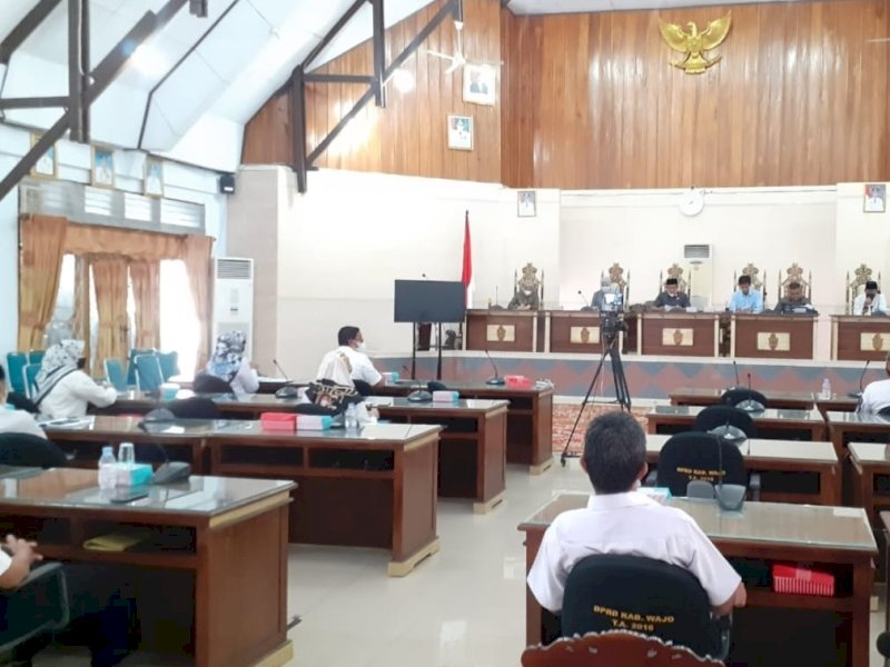 RDP Komisi I dengan LSM LAKI. 
