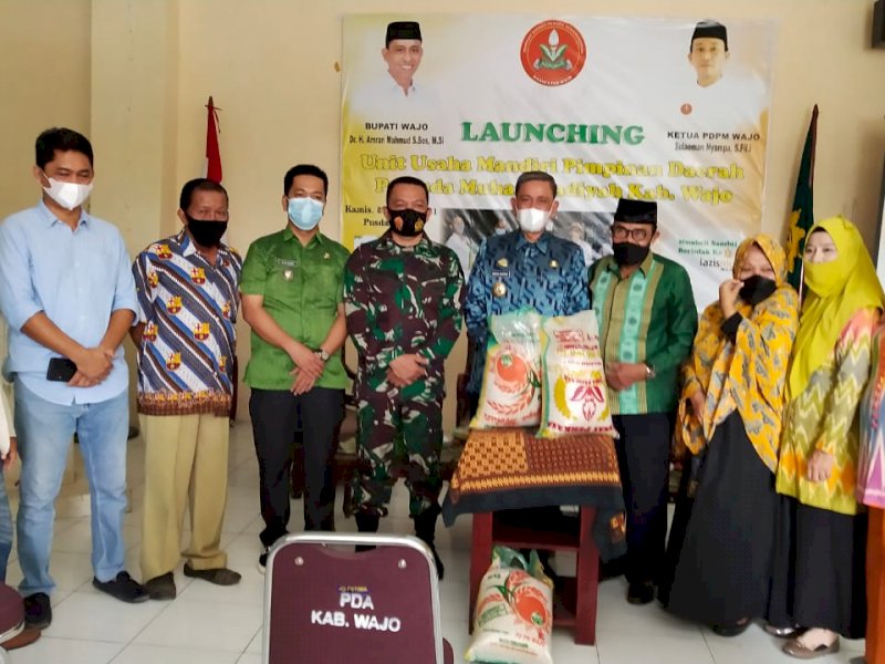 Bupati Wajo saat menghadiri launching unit usaha mandiri PD Muhammadiyah. 