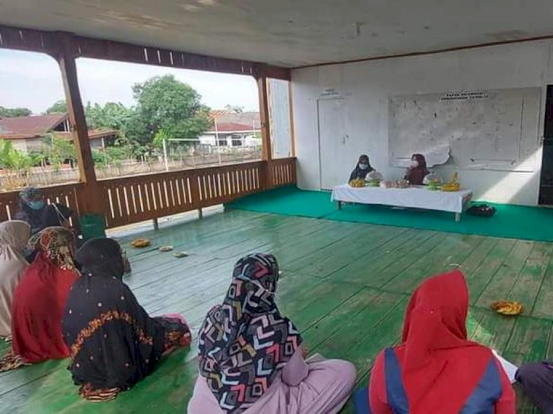 Sikolah Mankunrai Bone. 