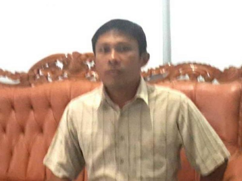 Camat Rantebua Elias Madi Para'pak. 