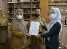 Serahkan SK Kenaikan Pangkat ke 455 PNS, Bupati Lutra: Kerja yang Produktif dan Inovatif
