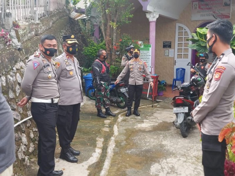 Jumat Agung di Tator, Kapolres-Dandim Pakai Sepeda Motor Pantau 33 Gereja 