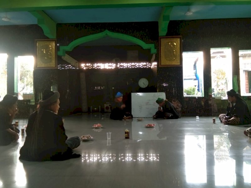 Musyawarah Jemaah An-Nadzir. 