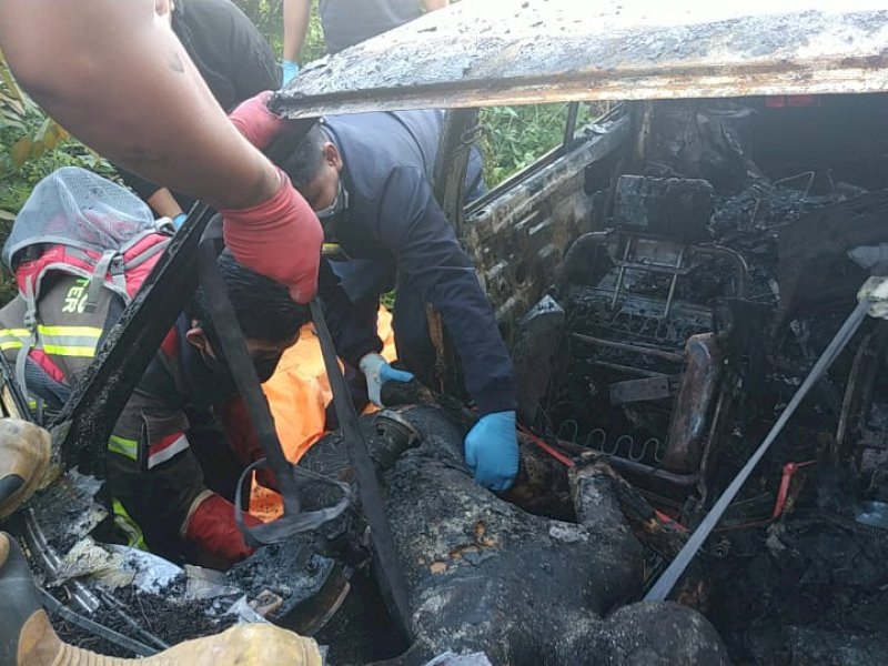 Mayat ditemukan dalam mobil terbakar di Bulu-bulu, Mandai Kabupaten Maros. (Ist) 