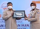 Bantaeng Jadi Titik Pertama Distribusi 800 Paket Ikan Beku