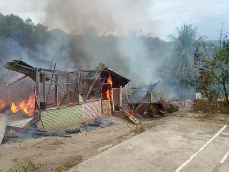 Pesantren di Baraka, Enrekang yang terbakar kemarin. 