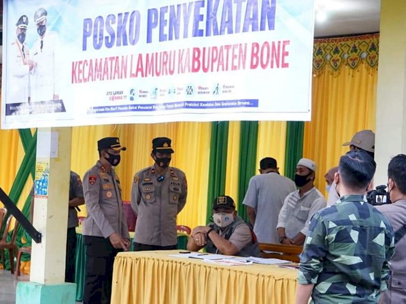 Posko penyekatan larangan mudik di Bone. 