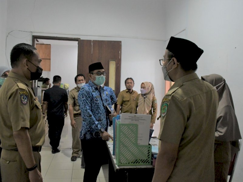 Sidak Kantor OPD Pemkab Lutra. 