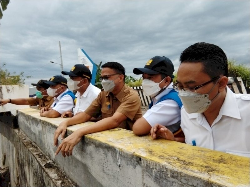 Peninjauan normalisasi Sungai Biringjene. 
