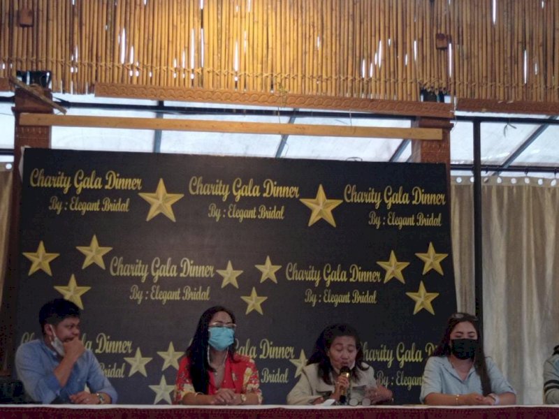 Panitia pelaksana Charity Gala Dinner memberi keterangan pers,  Kamis (21/5/2021).