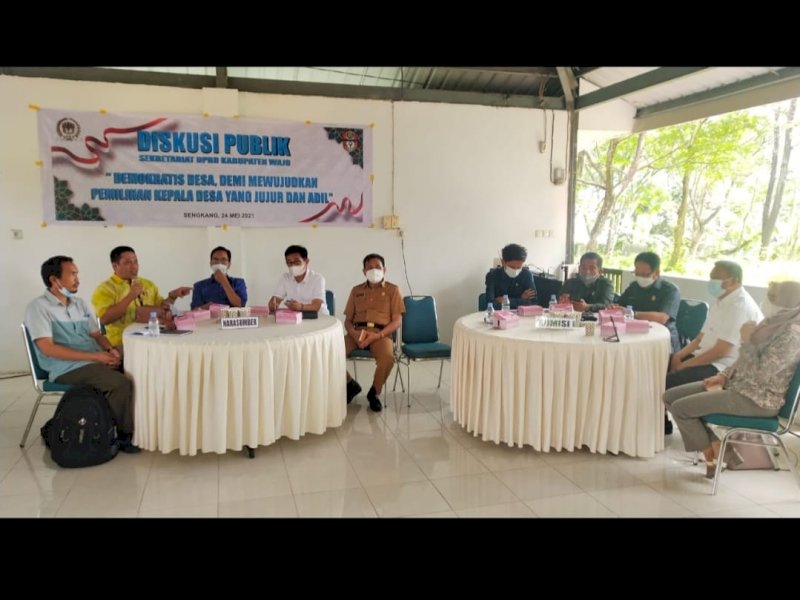 Diskusi Publik DPRD Wajo. 