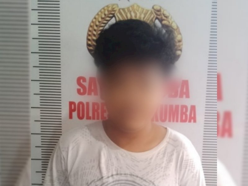 Remaja 16 tahun yang diciduk usai menjemput paket narkoba. 