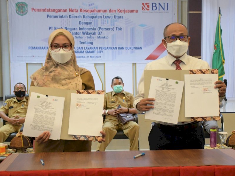 MoU Pemkab Lutra dan BNI untuk penerapan Smart City. 