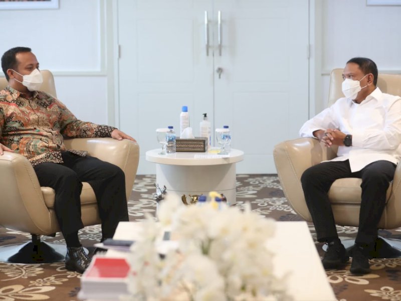 Andi Sudirman Sulaiman saat menemui Menpora RI. 